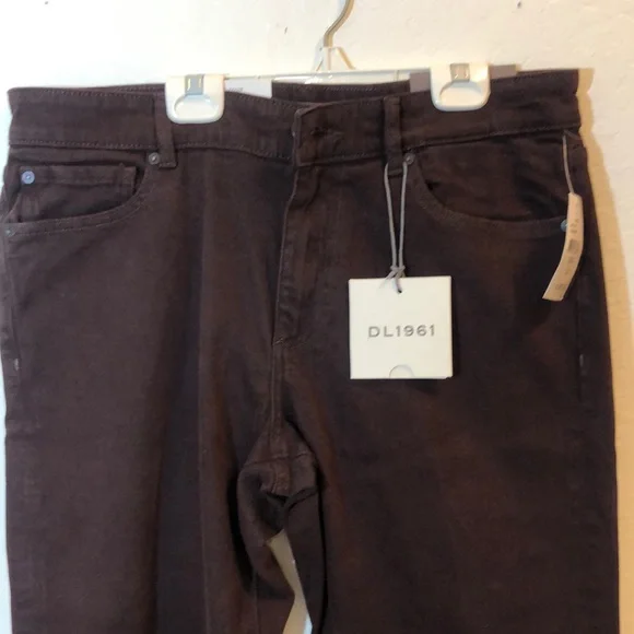 NWT DL1961 Russell Slim Straight Cabernet Pants 33
